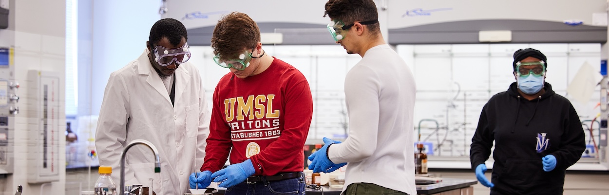 students working in lab