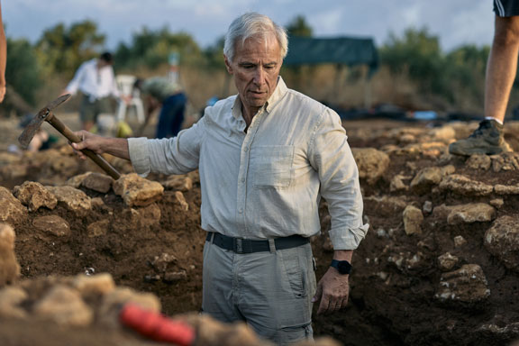 Professor Michael Cosmopoulos leads an archaeological excavation in Iklaina, Greece