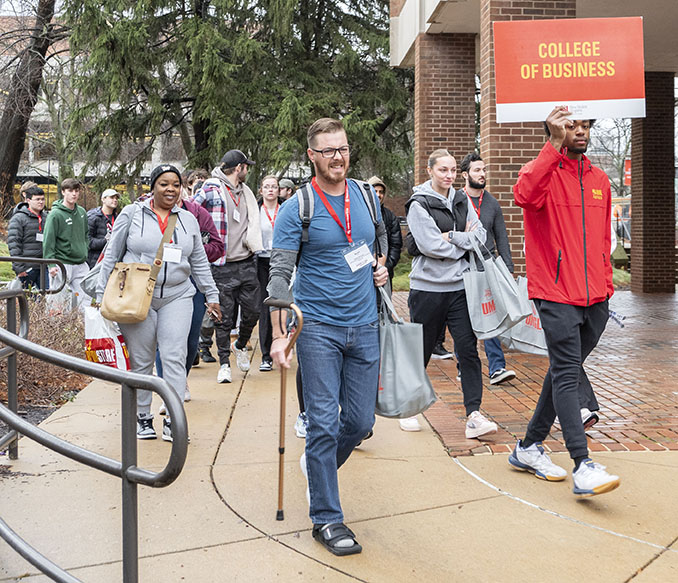 Orientation group walking on campus